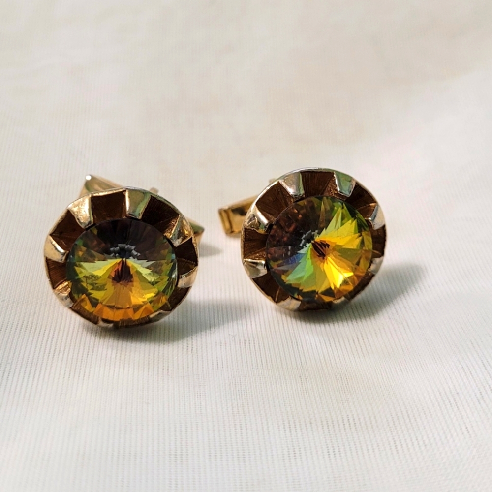 Lovely Vintage Aurora Borealis Cuff Links Gold Tone